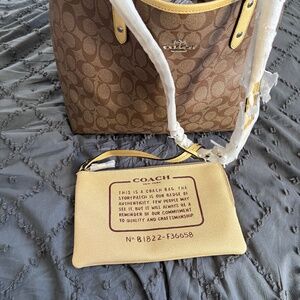 Never used coach tote bag